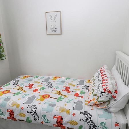 21 Sandfield Road Villa Burry Port Luaran gambar