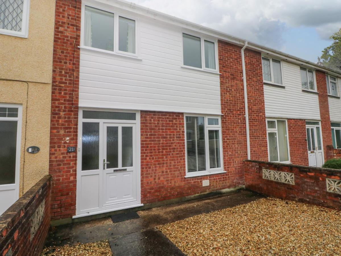 21 Sandfield Road Villa Burry Port Luaran gambar