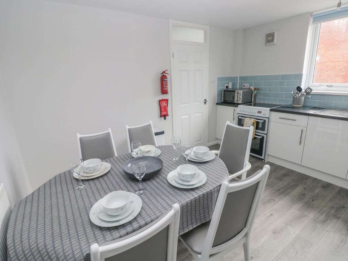 21 Sandfield Road Villa Burry Port Luaran gambar